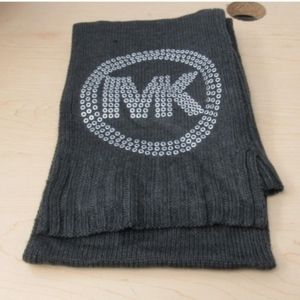 NWT $52 MICHAEL KORS LOGO SCARF-DARK GRAY